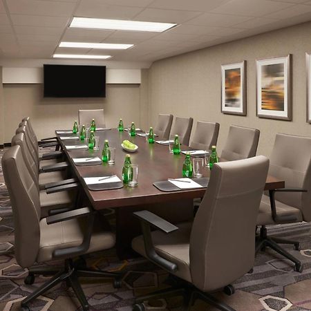 Courtyard By Marriott Oshawa Exterior foto
