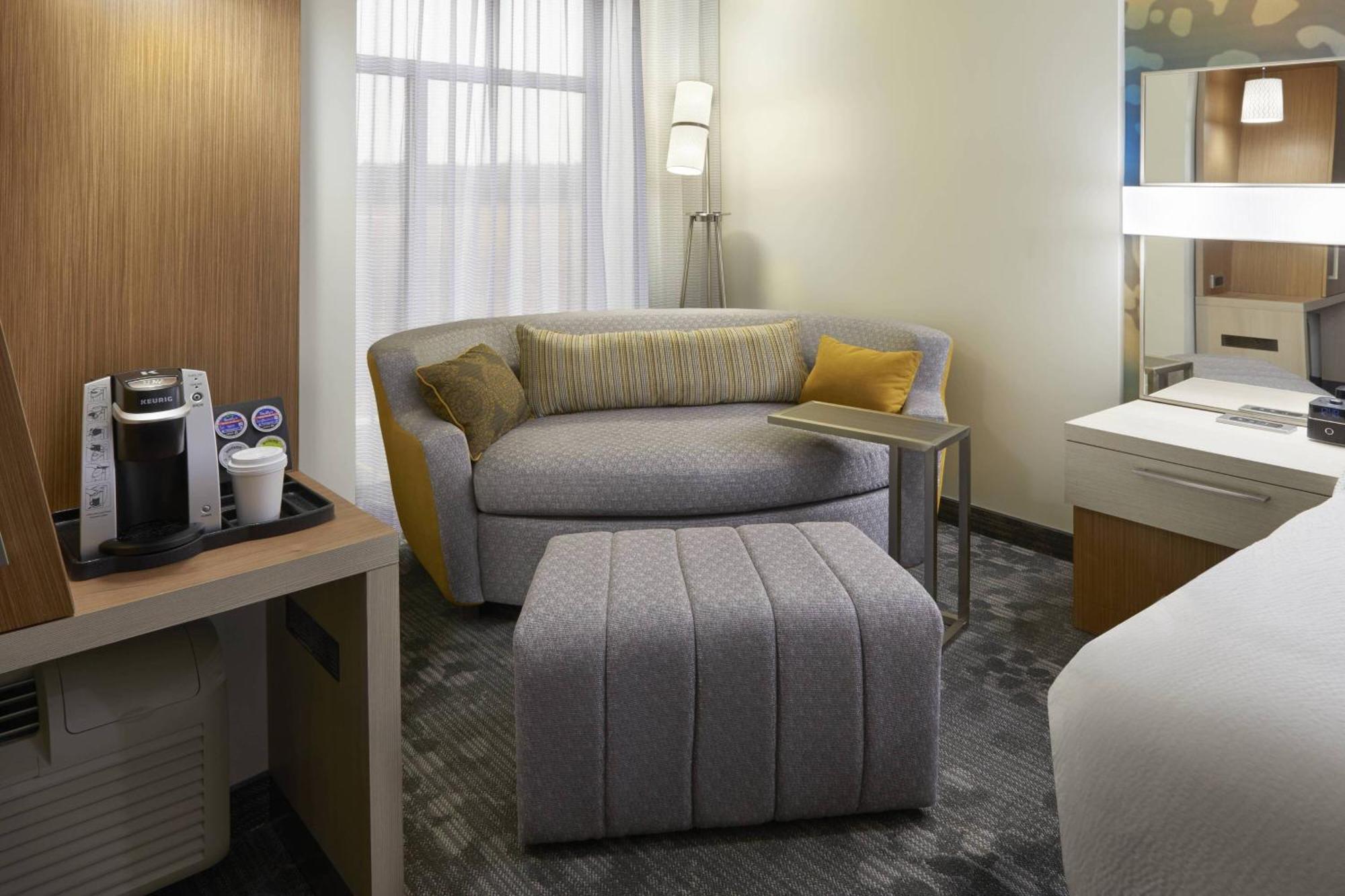 Courtyard By Marriott Oshawa Exterior foto